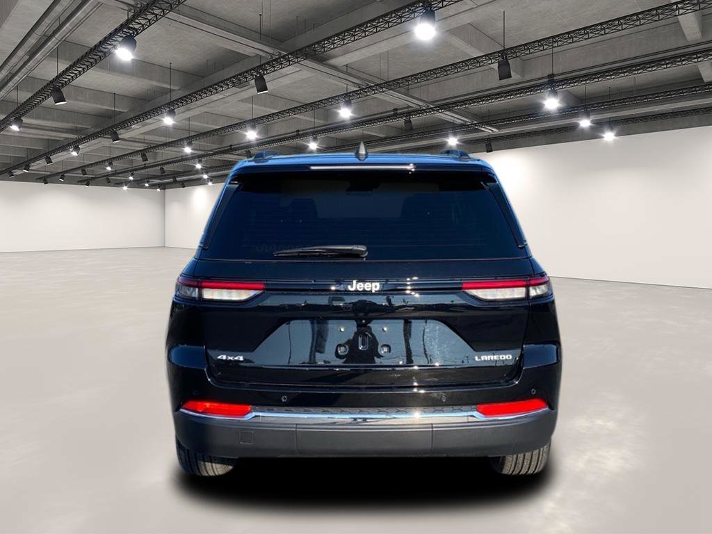 2024 Jeep Grand Cherokee Laredo X photo 6