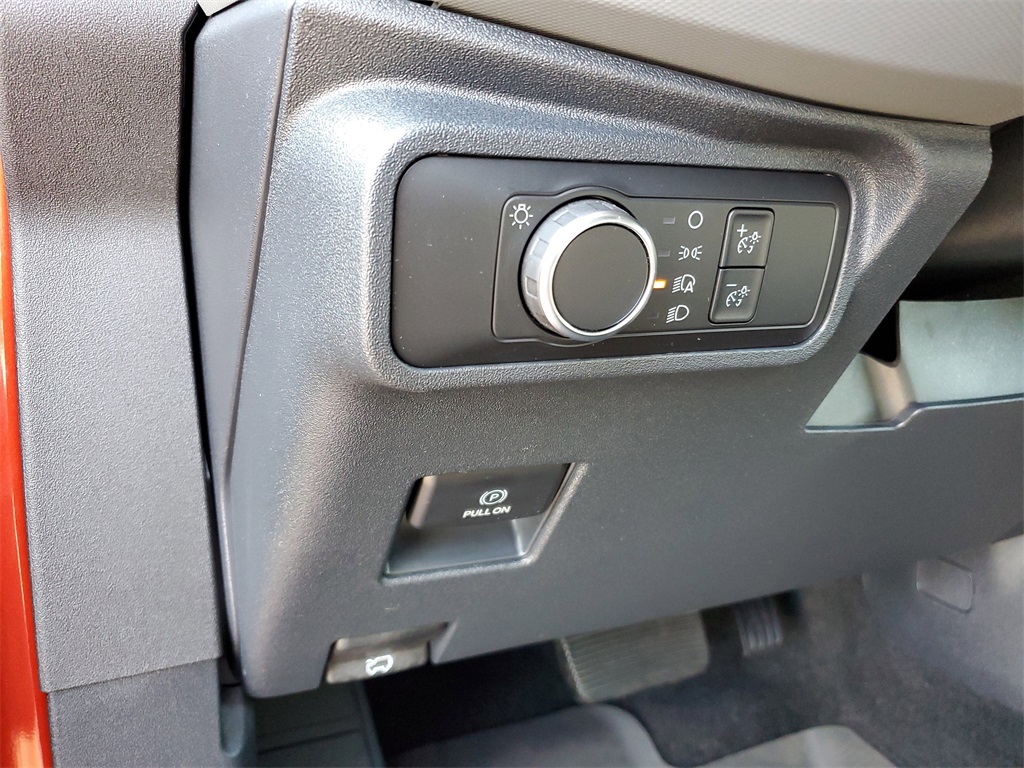 2022 Ford Bronco Base photo 6
