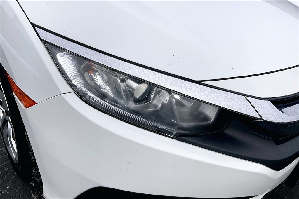 2017 HONDA CIVIC - Image 25