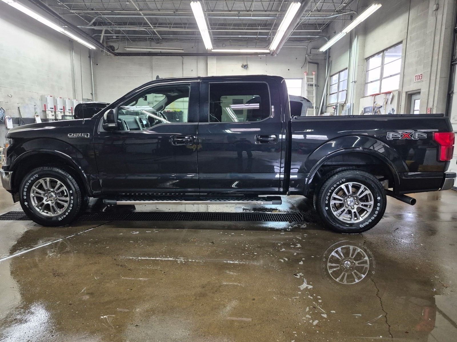 2019 Ford F-150 XL's photo