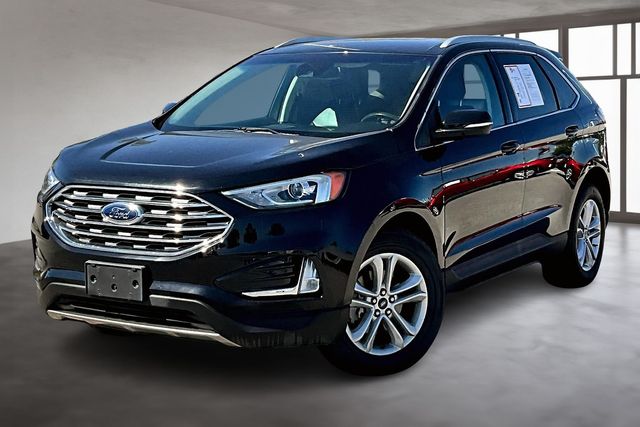 2019 Ford Edge SEL photo 2