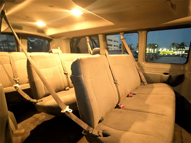 2016 Chevrolet Express 3500 LT photo 8