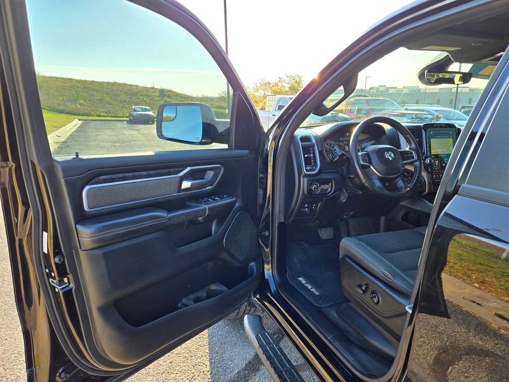 2019 Ram 1500 Big Horn Lone Star photo 9
