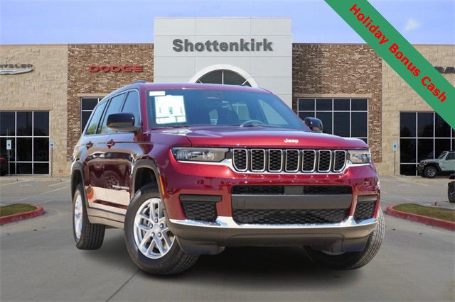 2025 Jeep Grand Cherokee L Laredo's photo