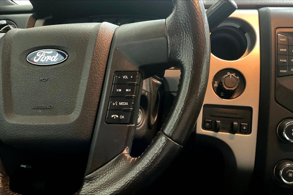 2014 Ford F-150 XLT photo 16