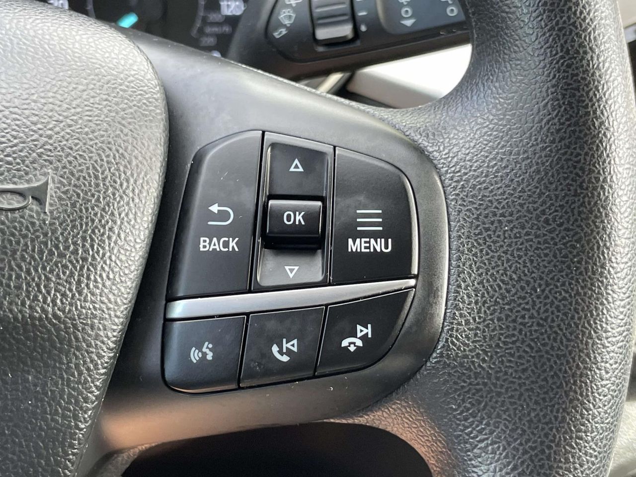 2020 Ford Escape SE photo 20