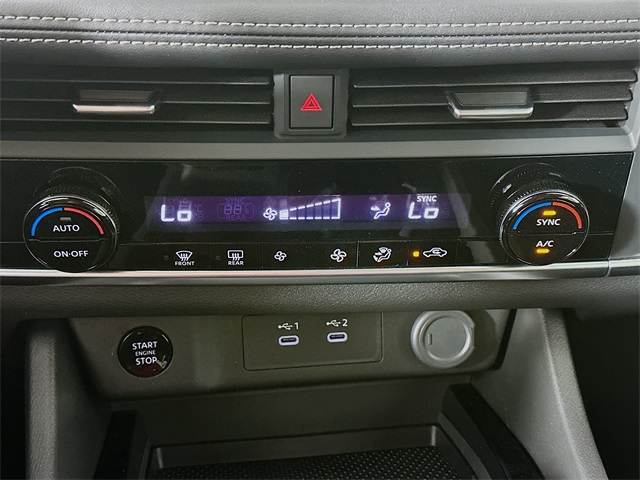2024 Nissan Rogue SV photo 18
