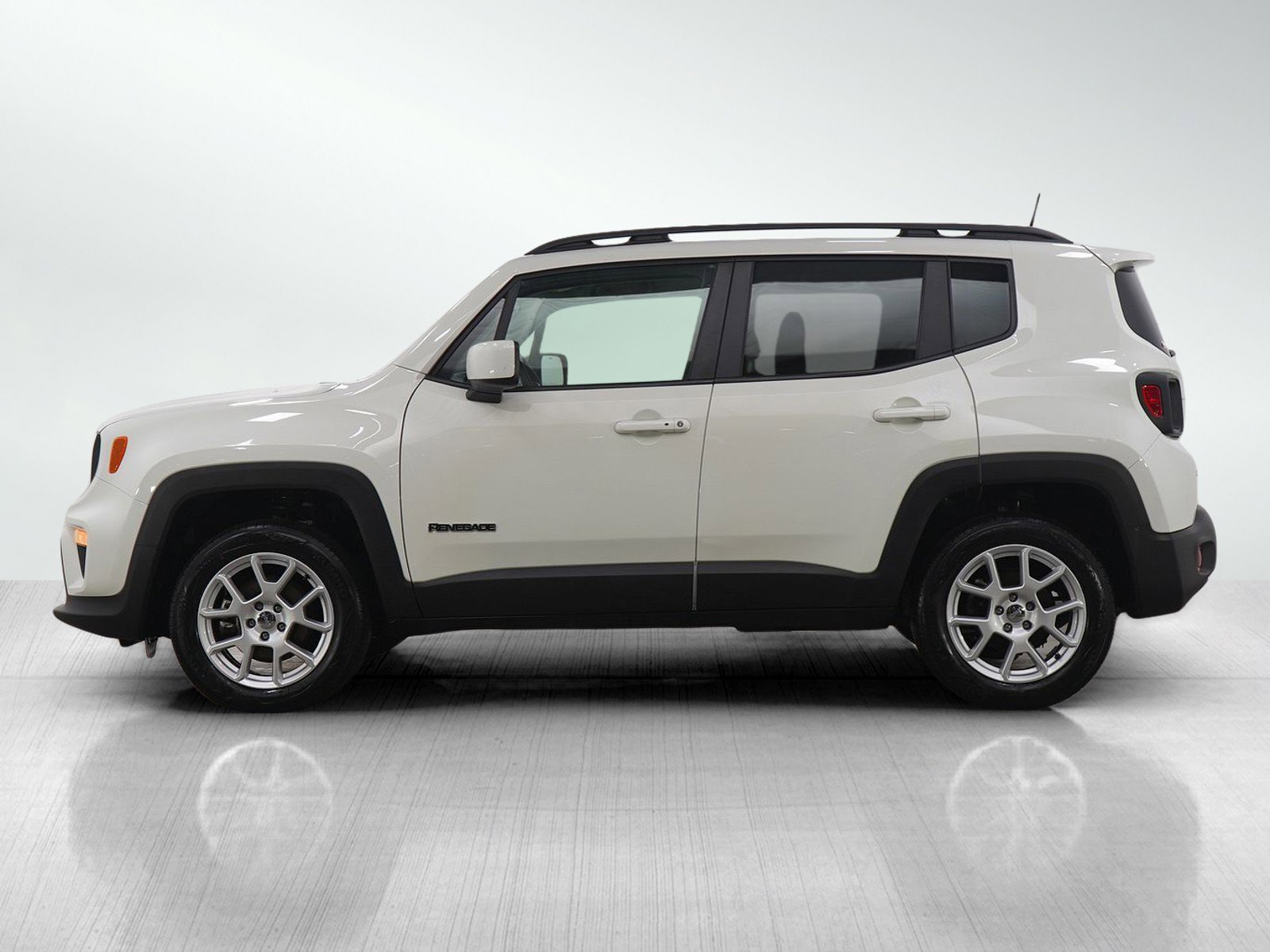 Used 2021 Jeep Renegade Latitude with VIN ZACNJDBB3MPN22868 for sale in Hopkins, Minnesota