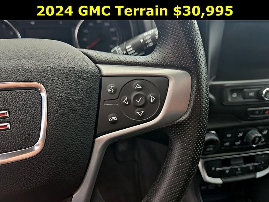 2024 Gmc Terrain SLE photo 12