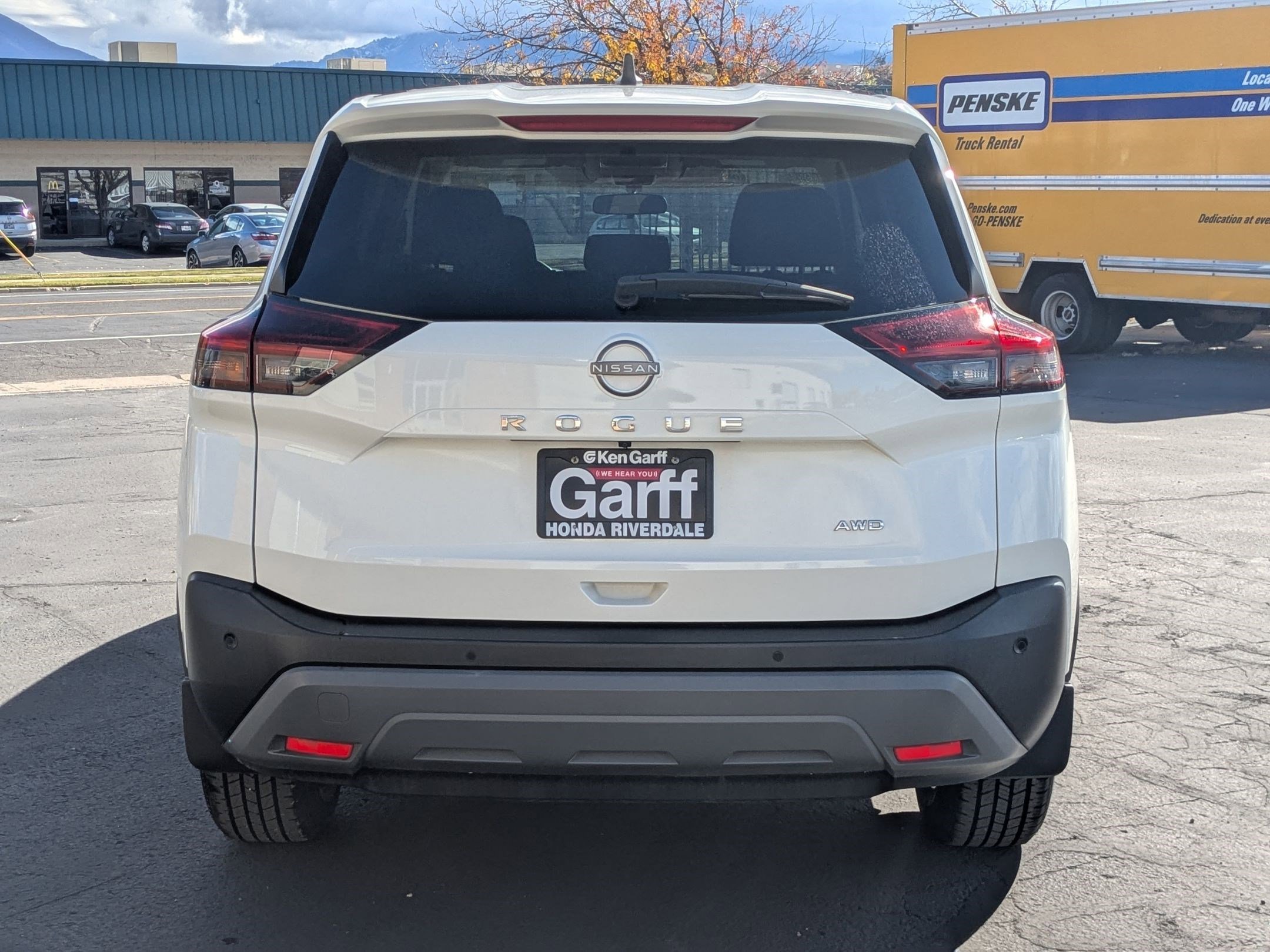 2023 Nissan Rogue S photo 3