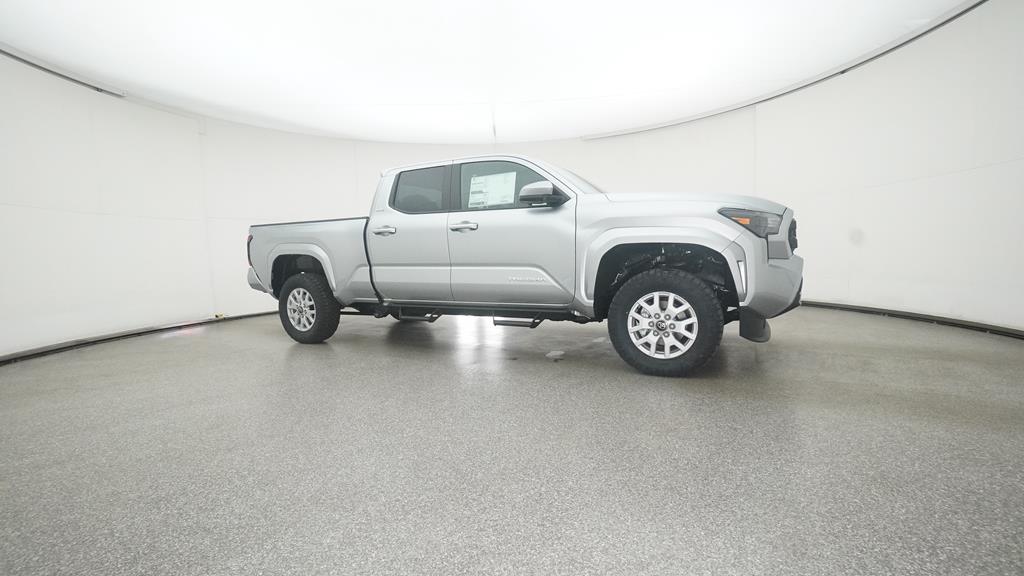 2025 Toyota Tacoma SR5 photo 28