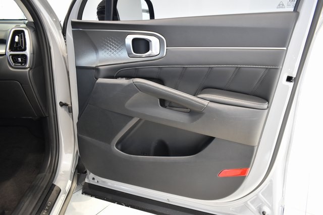 2022 Kia Sorento SX photo 7