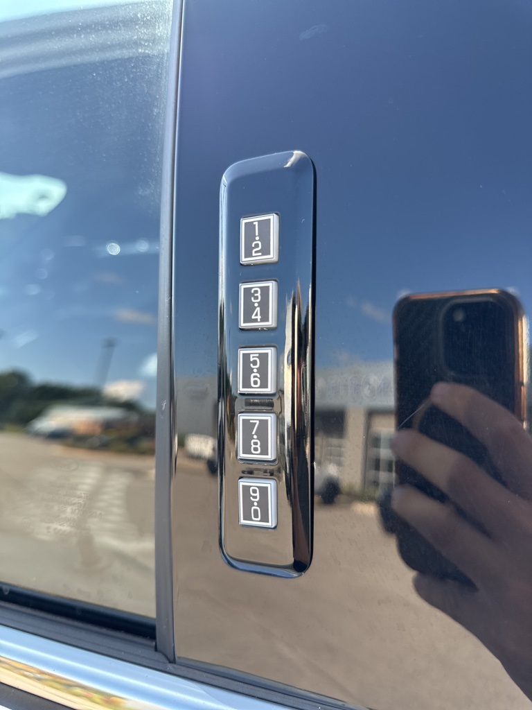 2024 Ford F-250 Limited photo 10