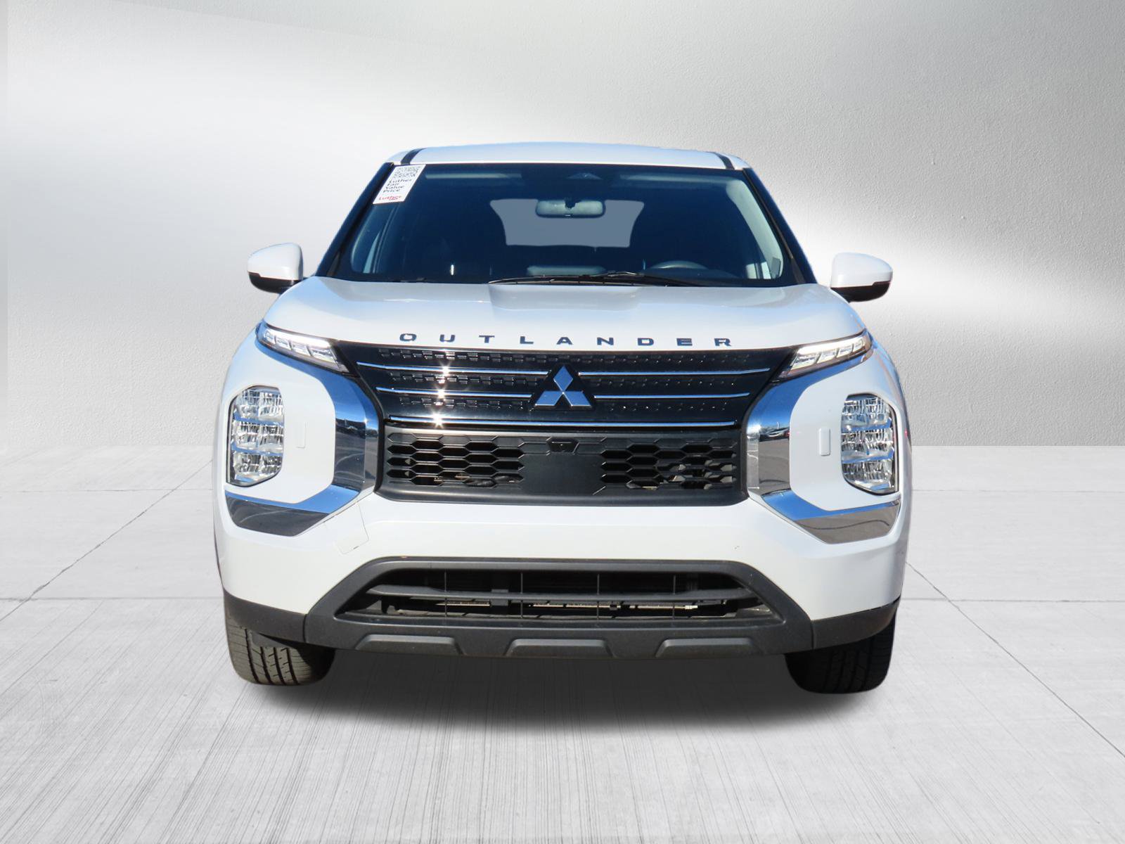 Used 2022 Mitsubishi Outlander ES with VIN JA4J4TA81NZ019488 for sale in Kansas City