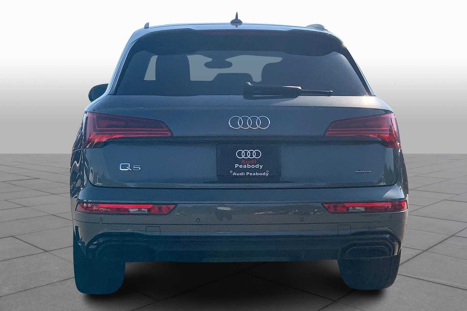2022 Audi Q5 S line Premium Plus photo 4