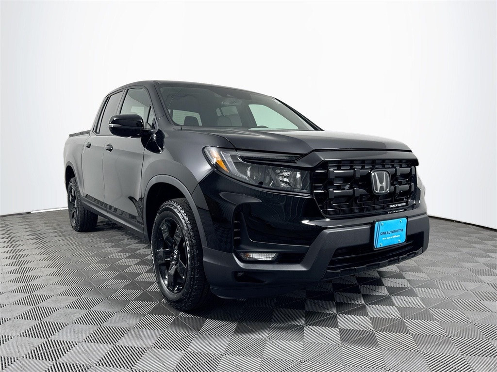 2025 Honda Ridgeline Black Edition photo 3