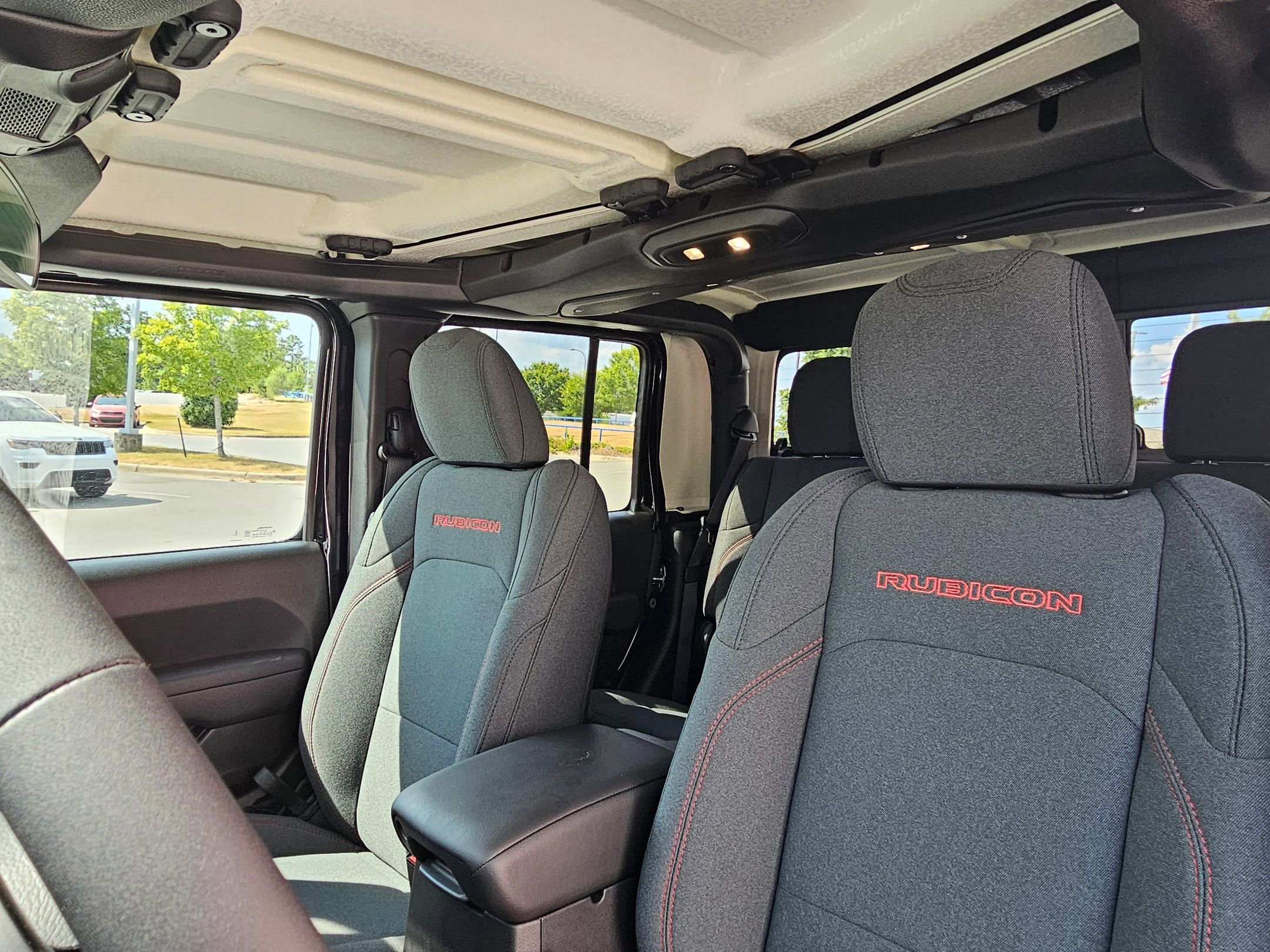 2025 Jeep Gladiator Rubicon photo 19