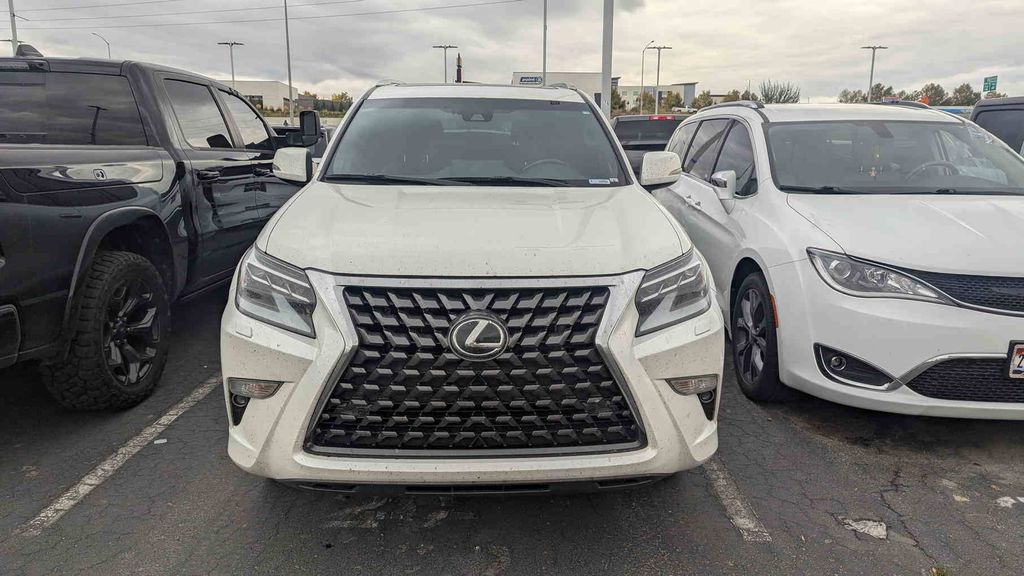 2023 Lexus GX 460 photo 4