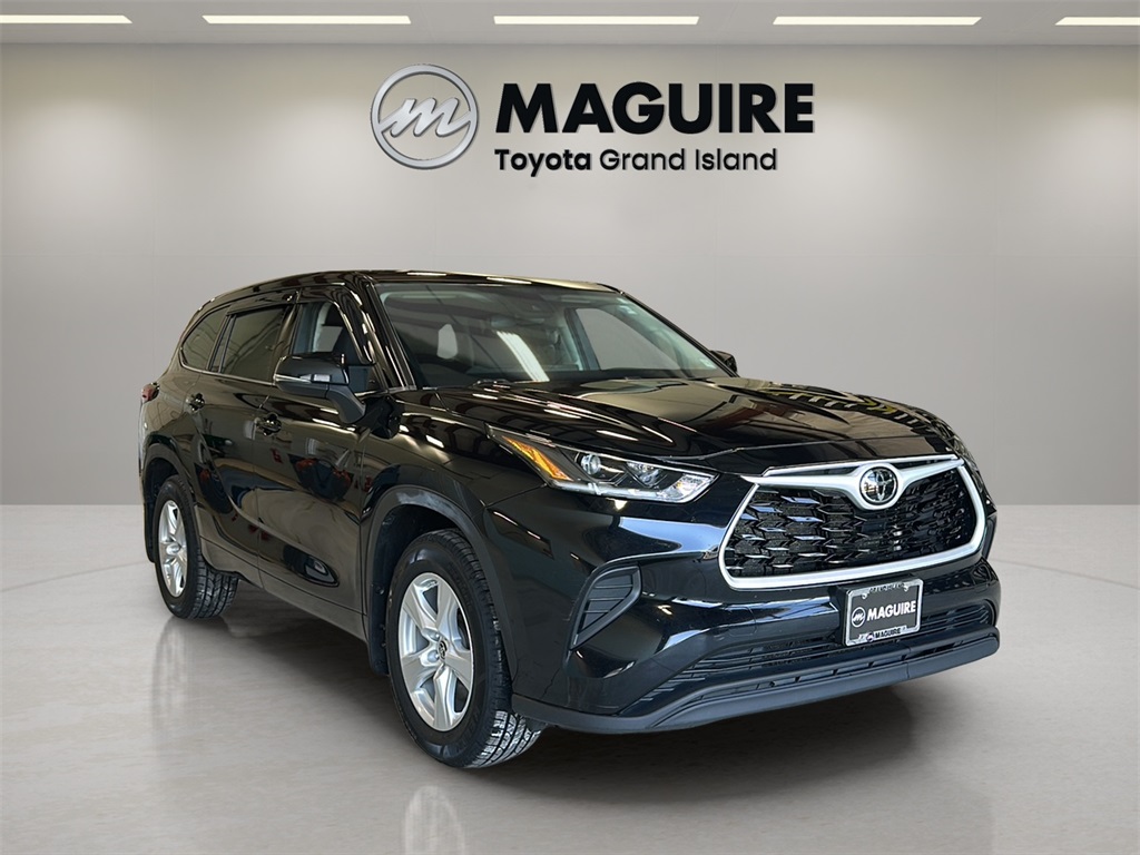 2021 Toyota Highlander L photo 25
