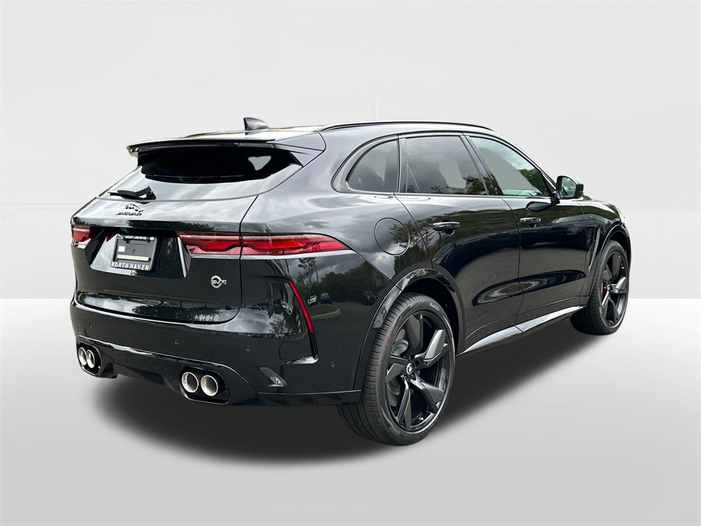 2026 Jaguar F-PACE SVR photo 4