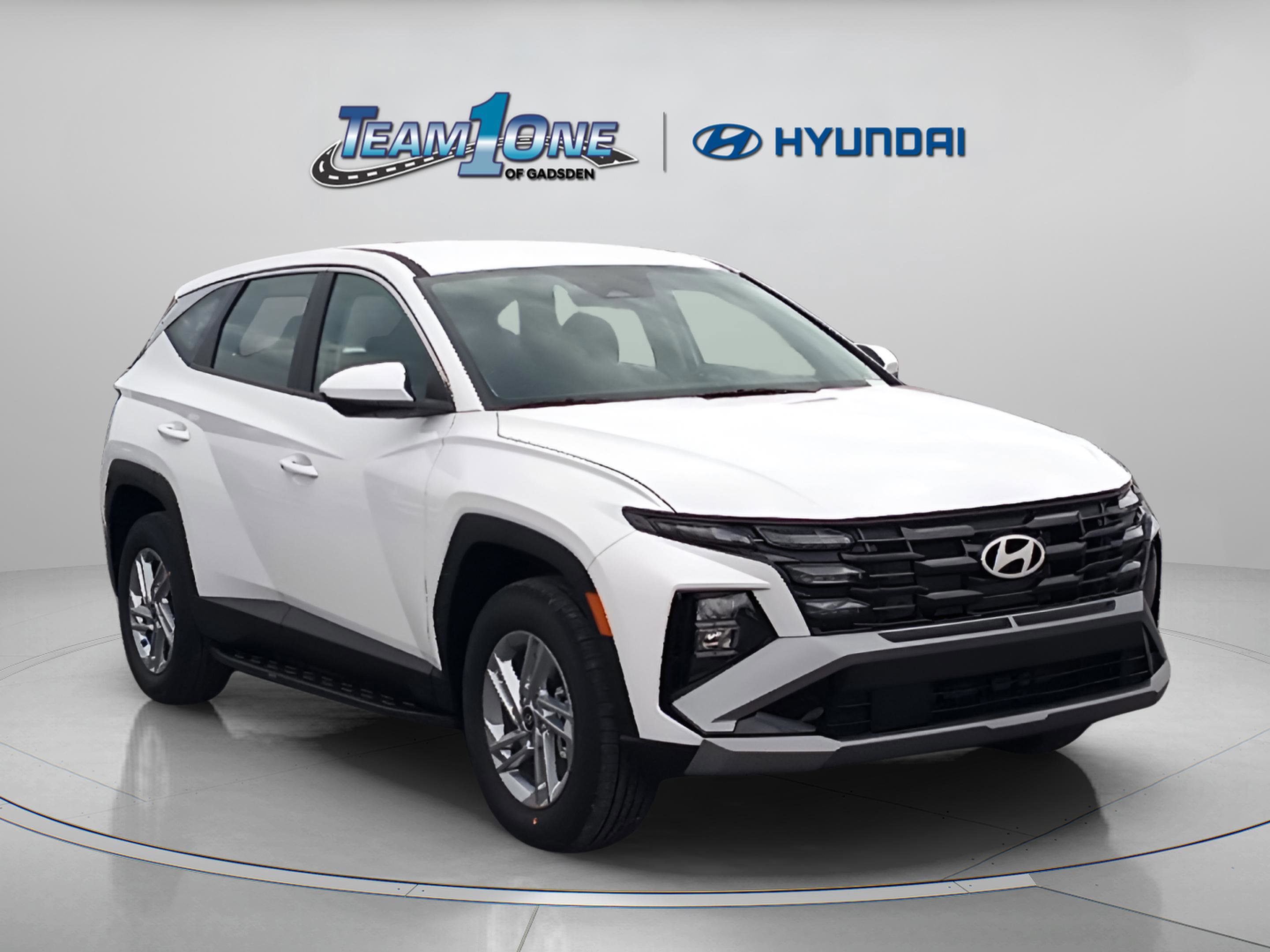 2026 Hyundai Tucson SE's photo