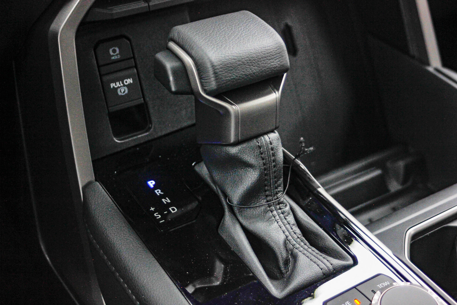 2025 Toyota Tundra Limited photo 19