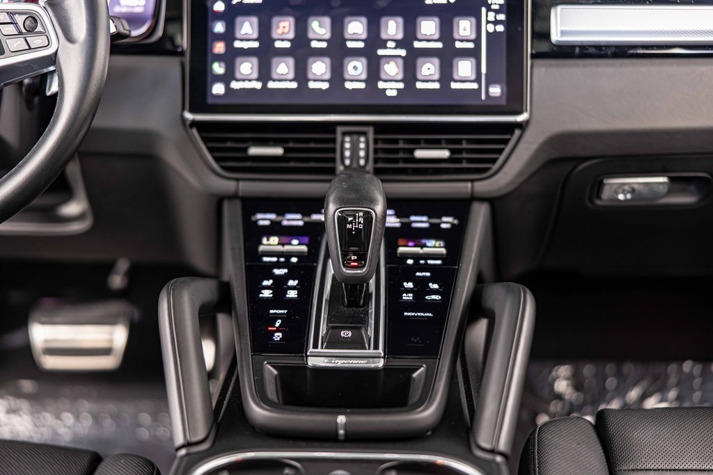 2022 PORSCHE CAYENNE - Image 39