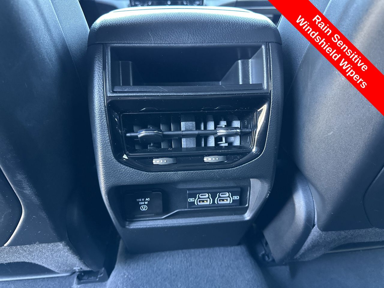 2023 Jeep Grand Cherokee Altitude X photo 3