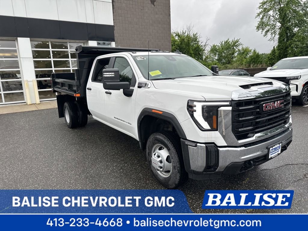 2025 GMC Sierra 3500 Chassis Cab Pro's photo