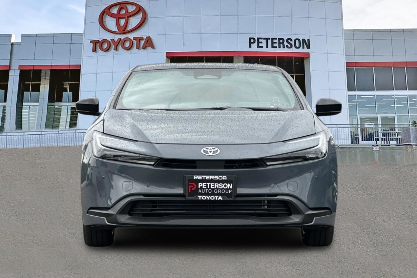 2026 Toyota Prius LE photo 8