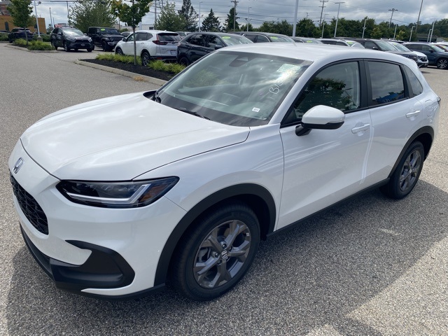 2026 Honda HR-V LX photo 6
