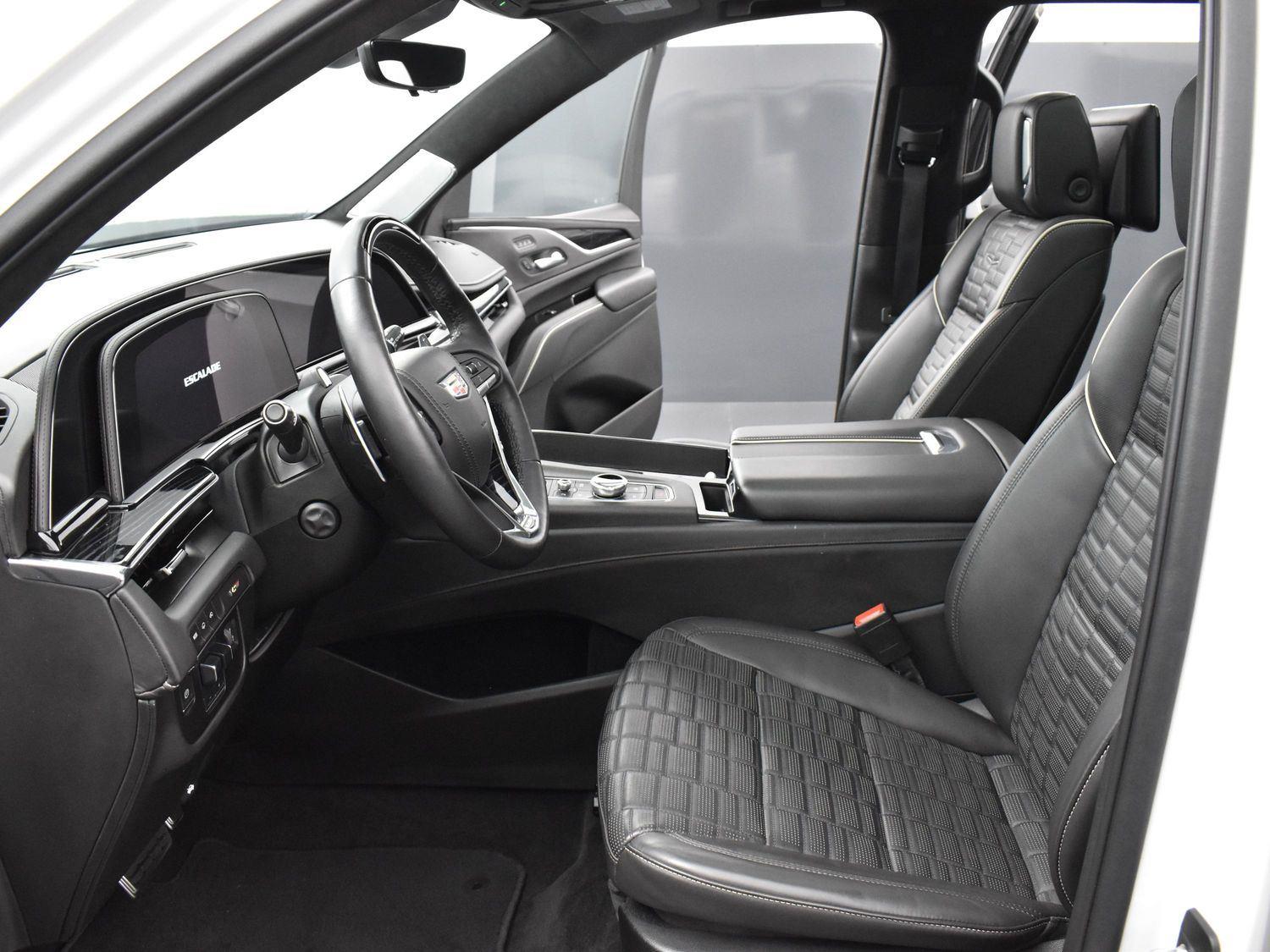 2023 Cadillac Escalade ESV V-Series photo 9