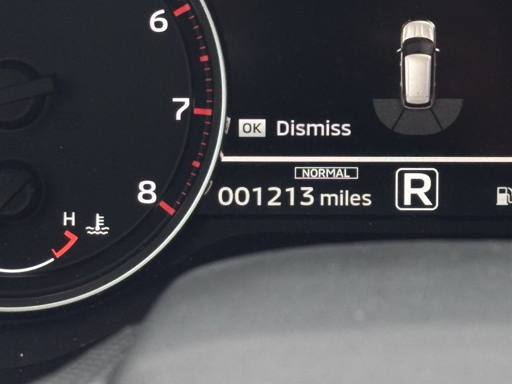 2024 Mitsubishi Outlander ES photo 27