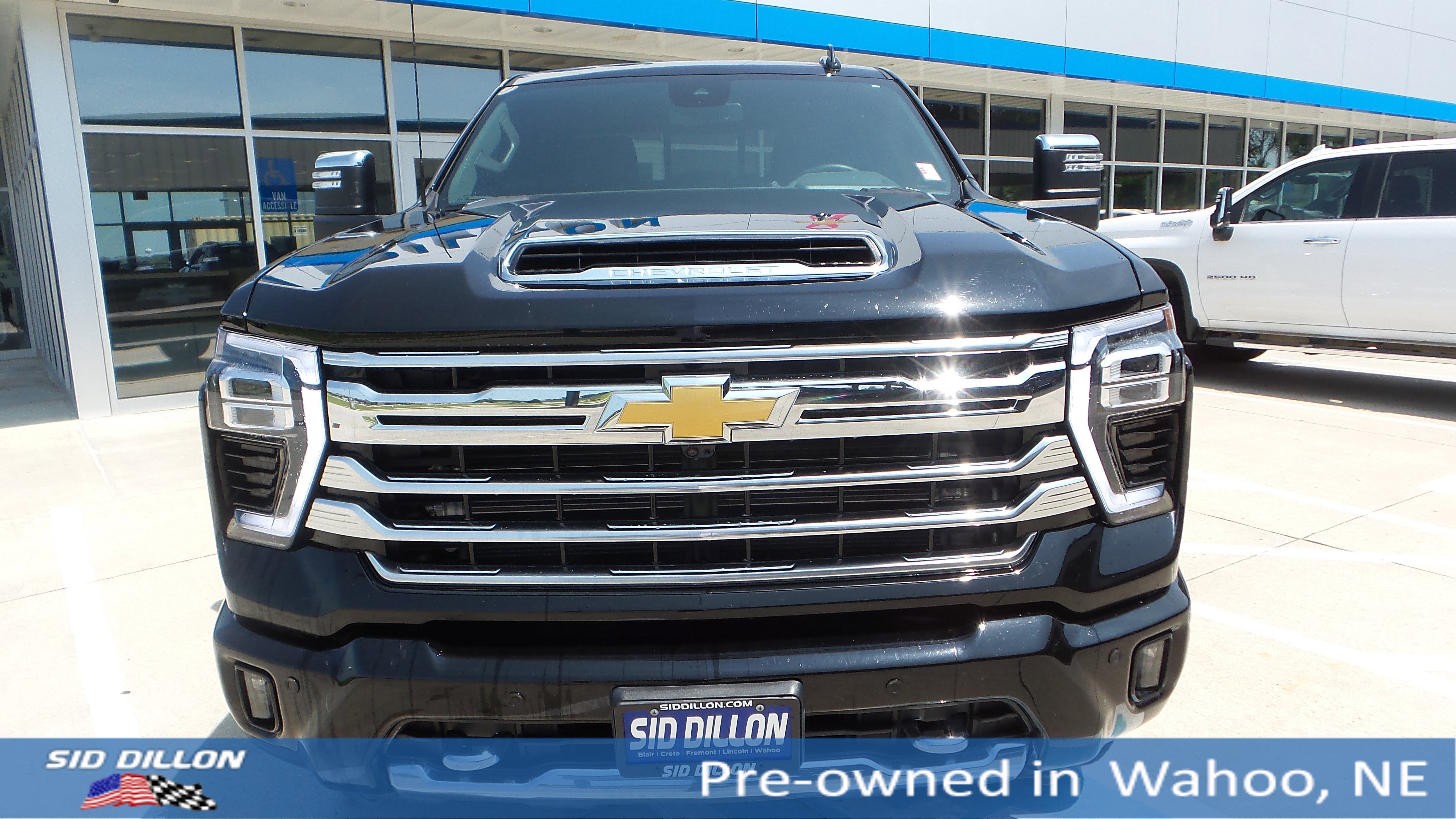 2024 Chevrolet Silverado 2500HD High Country photo 7