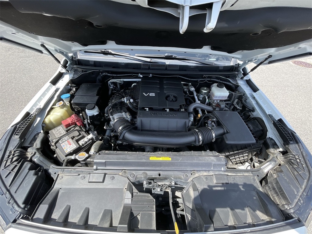 2023 Nissan Frontier SV photo 12
