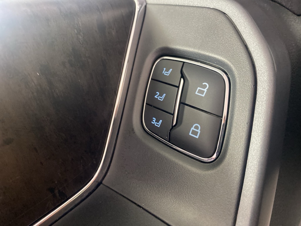 2024 Ford F-250 Lariat photo 12