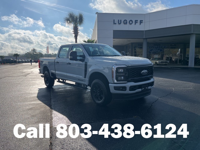 2026 Ford F-250 Super Duty XL's photo