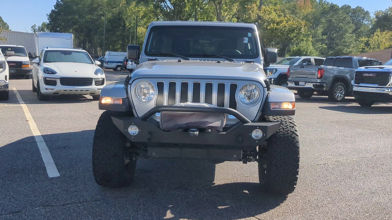 2019 Jeep Wrangler Unlimited Sahara photo 3