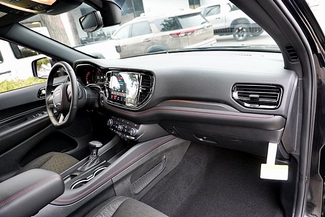 New 2026 Diamond Black Clear-Coat Exterior Paint Dodge GT image 11