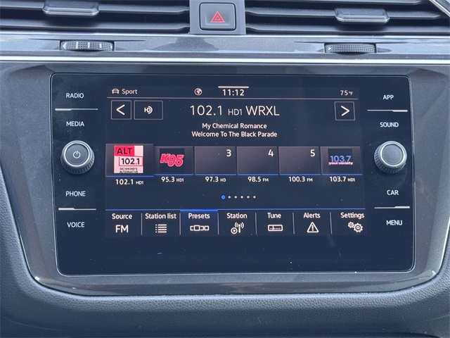 2021 Volkswagen Tiguan SE photo 3