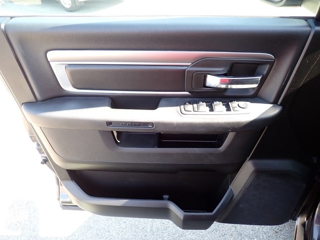 2022 Ram 1500 Classic Warlock photo 15