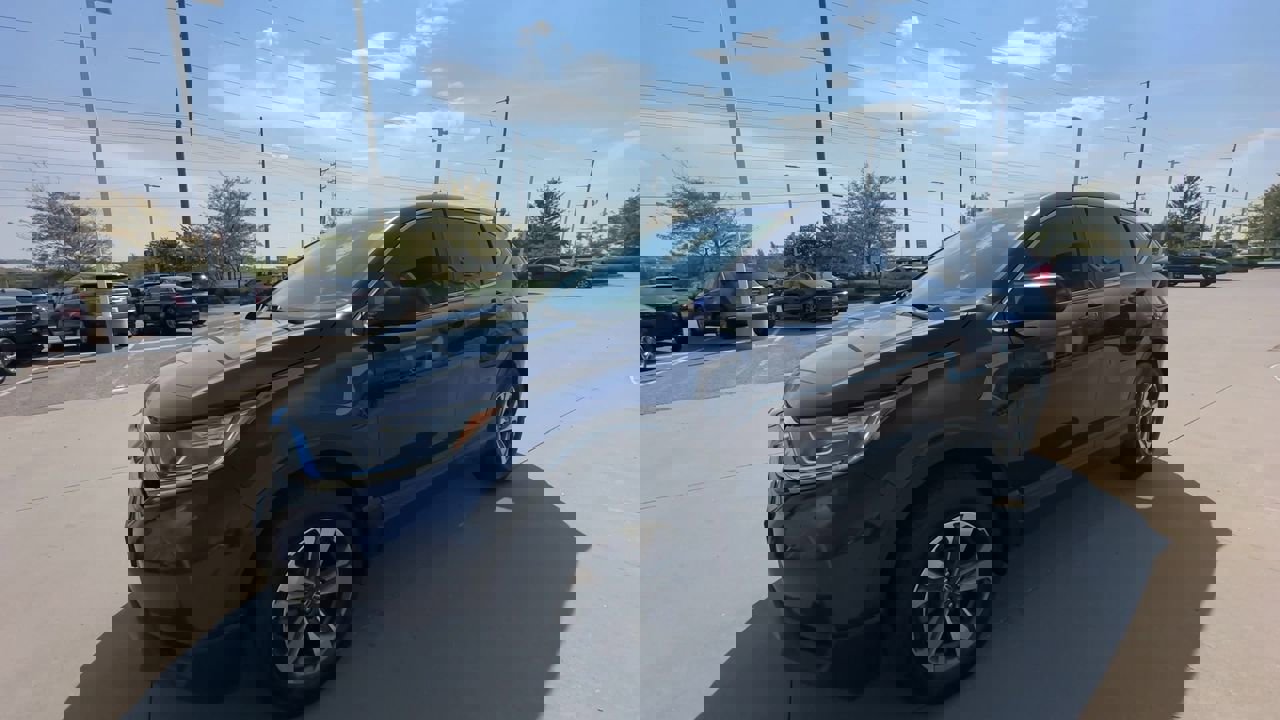2017 Honda CR-V LX photo 4