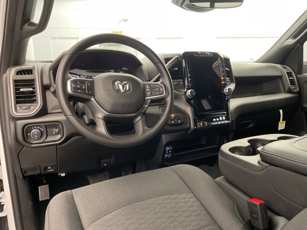 2025 Ram 2500 Tradesman photo 8