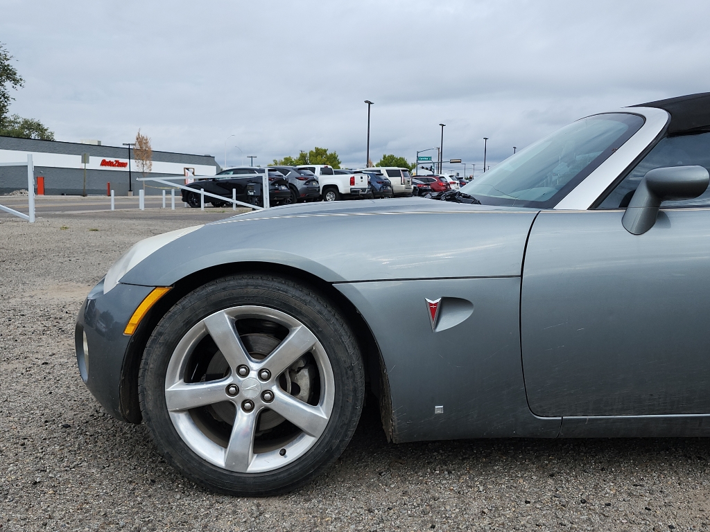2007 Pontiac Solstice Base photo 10