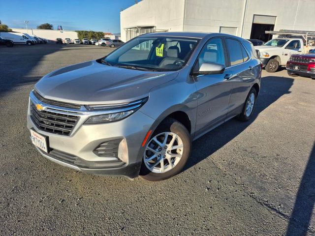 2024 Chevrolet Equinox LT photo 4