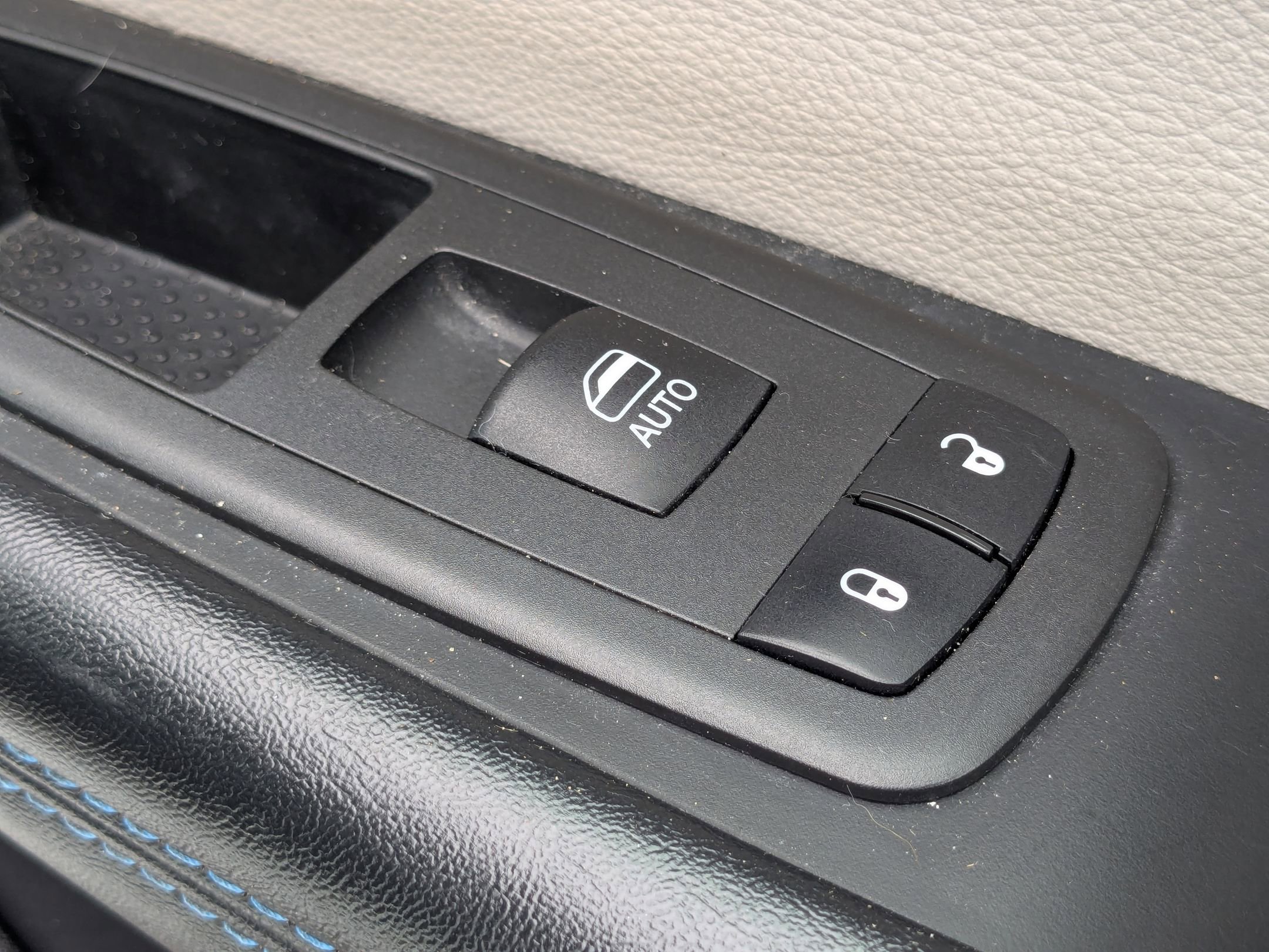 2021 Chrysler Pacifica Touring L photo 30