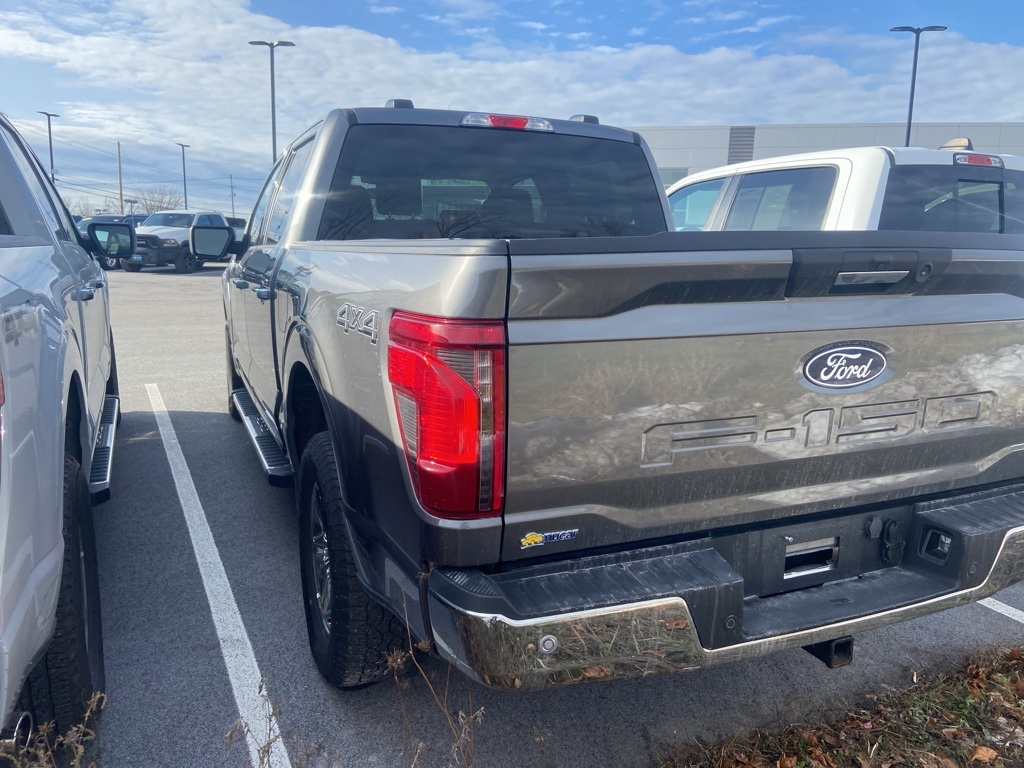 2024 Ford F-150 XLT photo 4