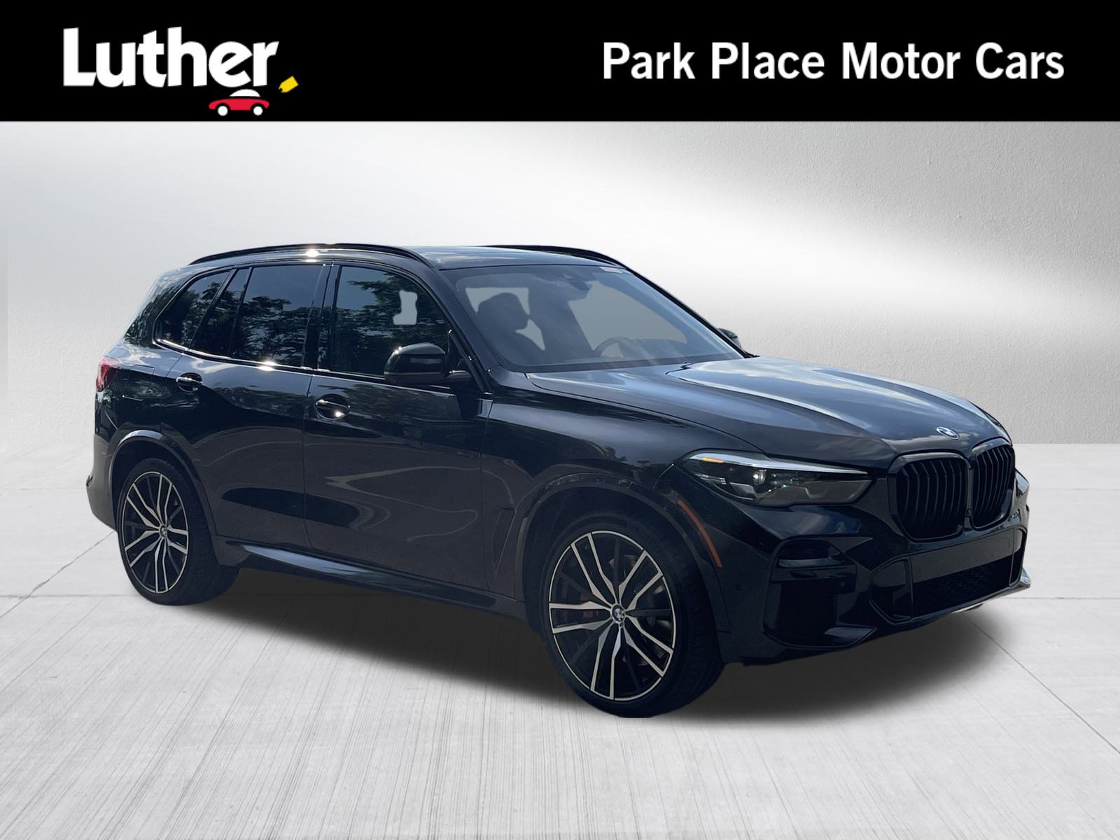 2022 BMW X5 M50i's photo