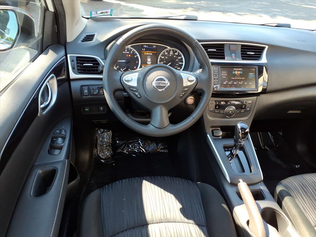 2019 Nissan Sentra SV photo 8