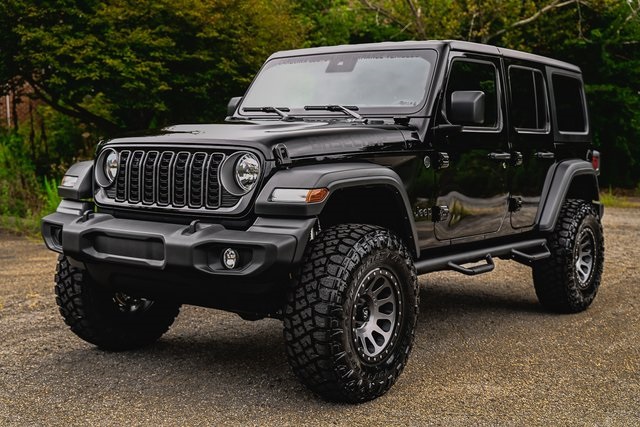 2025 Jeep Wrangler Sport S photo 32